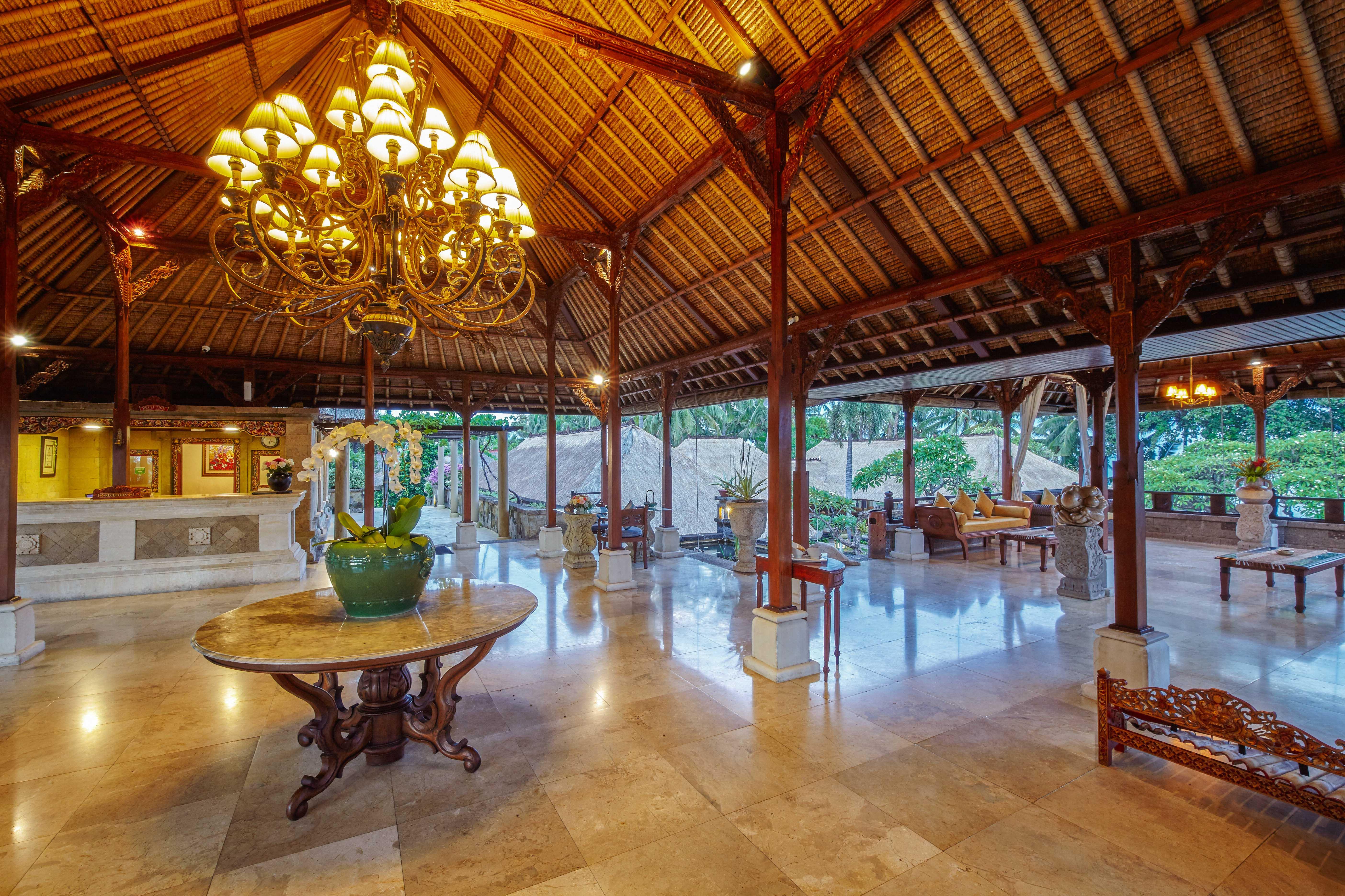 Puri Bagus Lovina Hotel Exterior photo