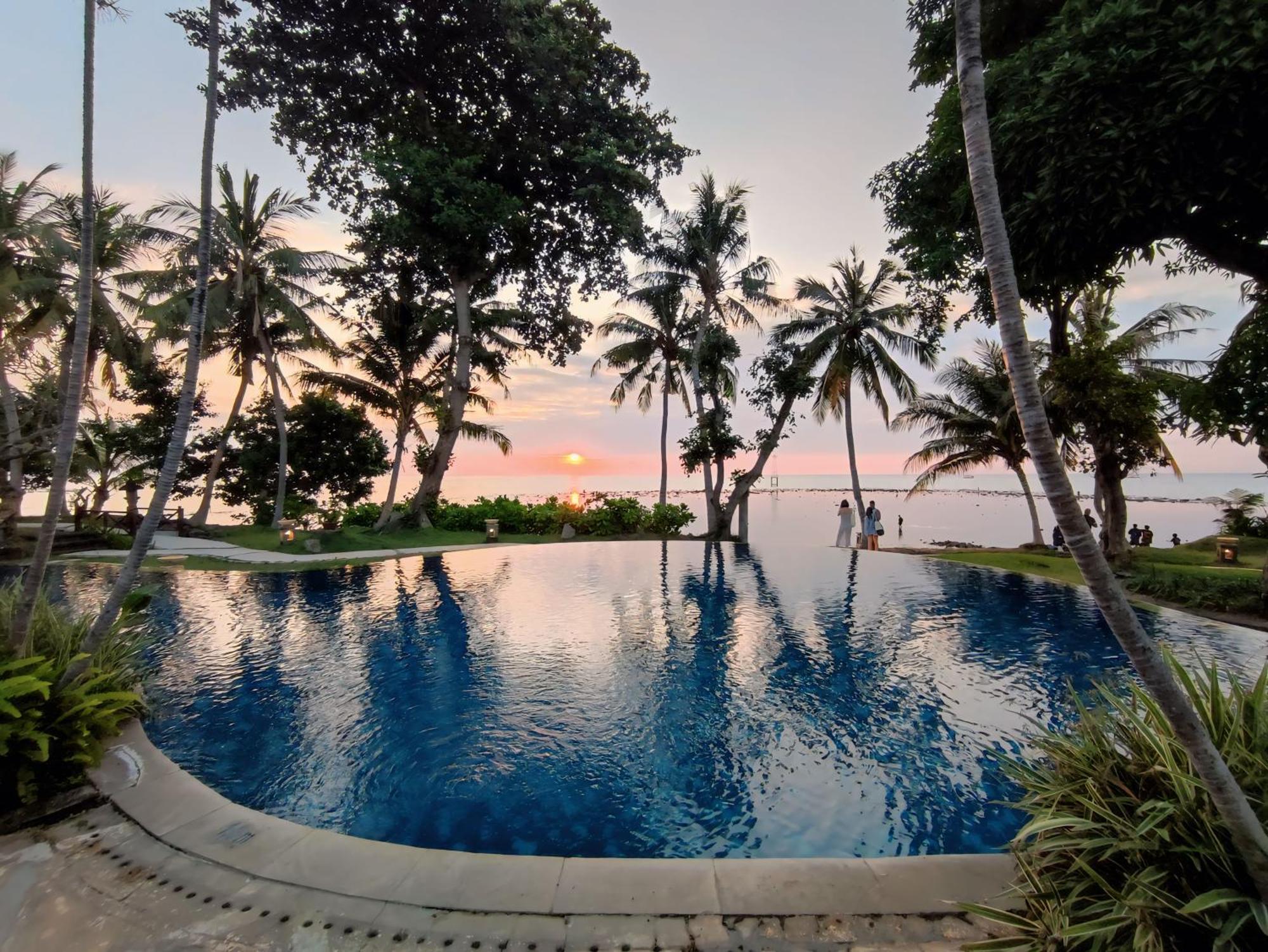 Puri Bagus Lovina Hotel Exterior photo